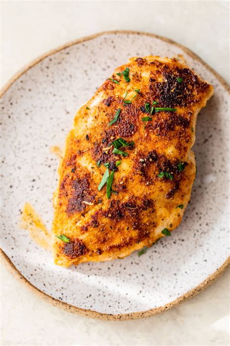 Pan-Seared Chicken Breast - The Almond Eater