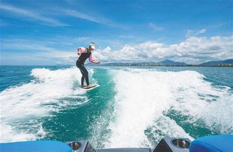 电动冲浪板动力冲浪板电动浮板水上冲浪板水上娱乐碳纤维冲浪板-阿里巴巴
