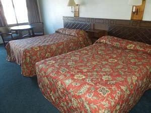 XENIA COUNTRY INN (Ohio) - Hotel Reviews, Photos, Rate Comparison ...