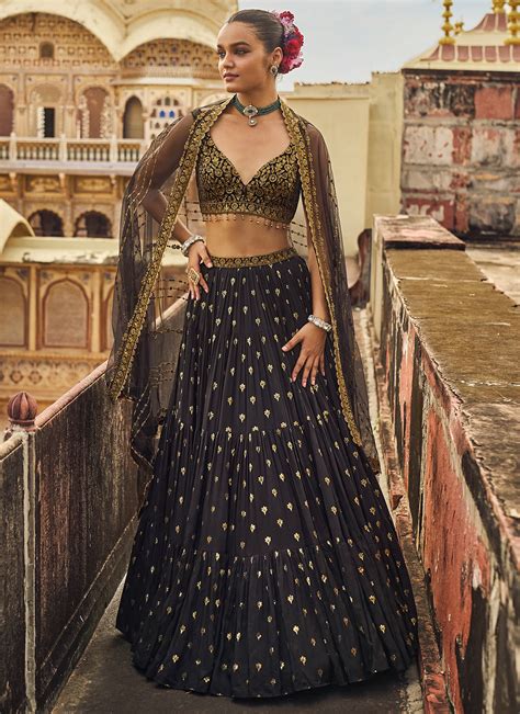 Lehengas – Lashkaraa India