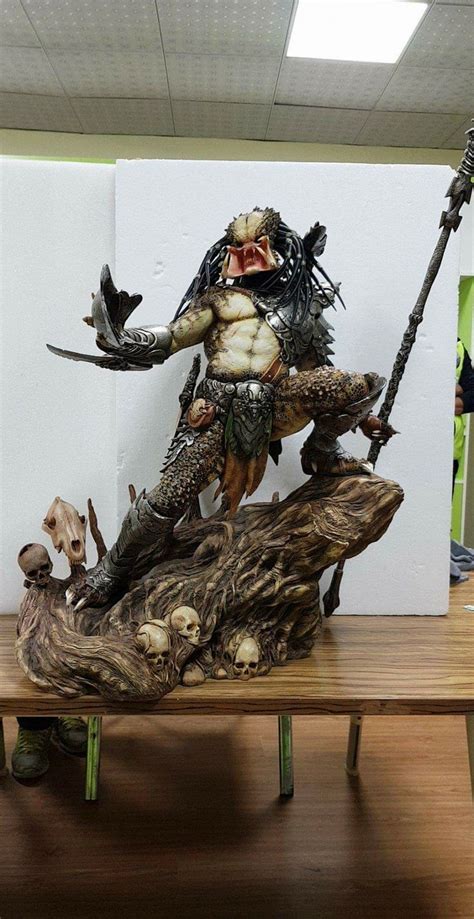 Future Predator Side View 的图像结果