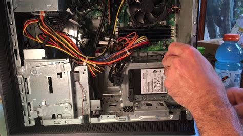 Removing Hard Drive From Desktop Computer 的图像结果