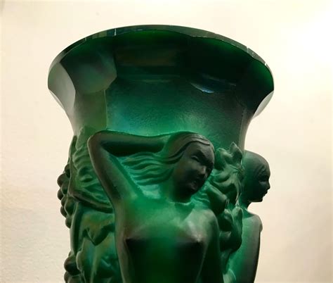 Art Deco Large Green Malachite Glass Nudes Vase - Artedeco - Online Antiques