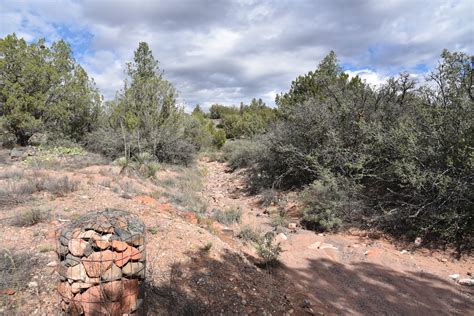 Arizona Hiking: LIME KILN TRAIL: DEER PASS TRAILHEAD TO RED ROCK STATE PARK