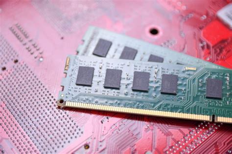 AMD želi da uzdrma tržište DDR5 memorije - B92
