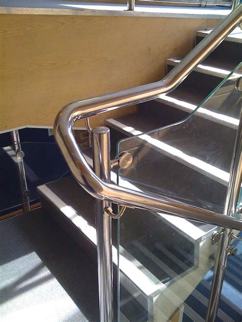 Tubular Stainless Steel Handrail System | BPI