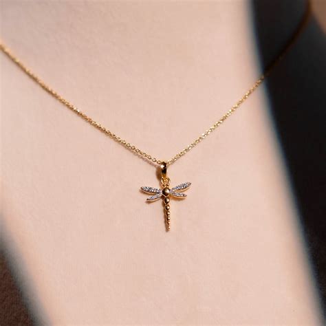 Wildflower Dream Dailywear Pendant – True Diamond IN