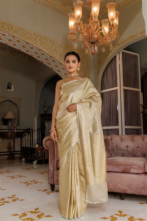 Golden Handwoven Pure Banarasi Zari Silk Saree – Geroo Jaipur