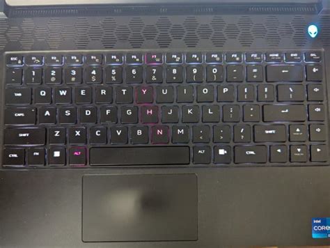 Alienware M15 R6 Keyboard Light 的图像结果