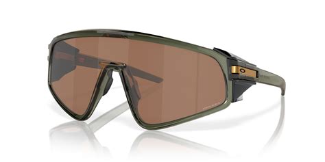 Shop Oakley® Eyewear – Luxury Sunglasses & Eyeglasses Online