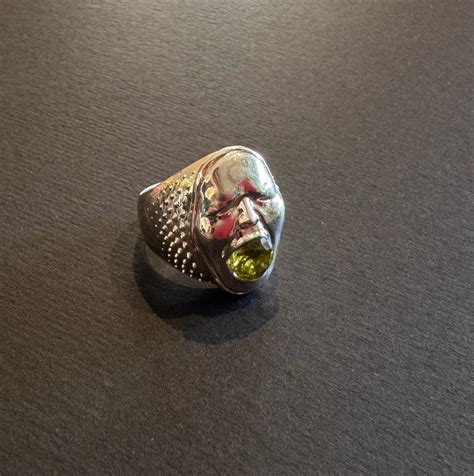 Face Ring - Yellow – 47-A