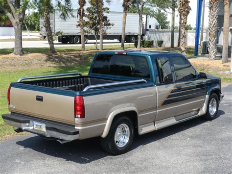 1995 Chevrolet 1500 | Survivor Classic Cars Services