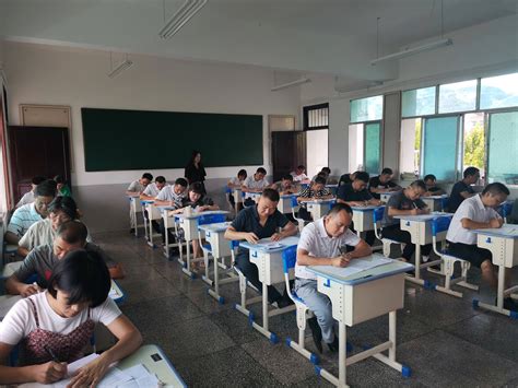 东莞十大贵族学校，最贵学费需十万，东华小学排第五_排行榜123网