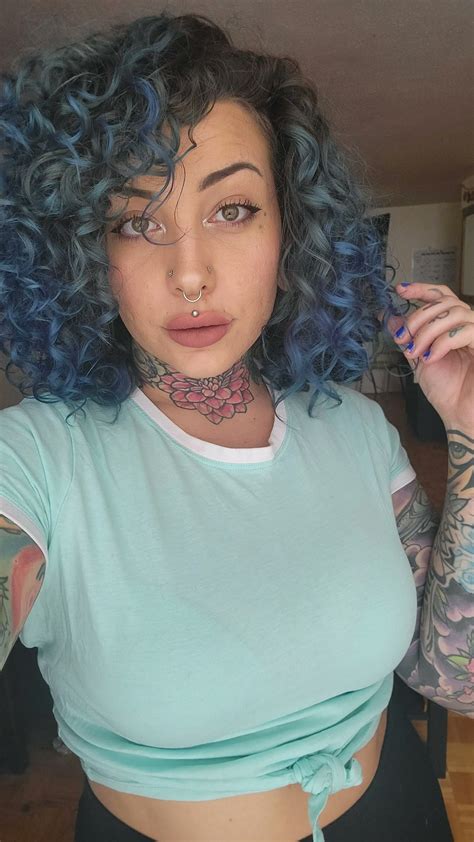 TW Pornstars - 1 pic. Dahlia Dee 🐙. Twitter. WHOA a photo where I'm actually wearing a real ...