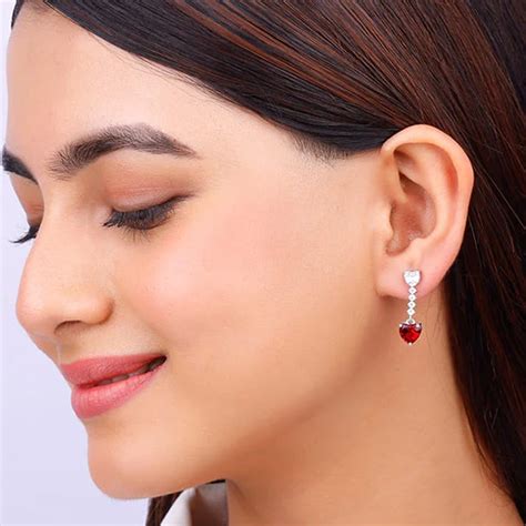 7 Romantic Earring Styles to Captivate Your Valentine – GIVA