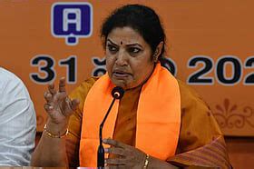 Andhra BJP chief Purandeswari calls out YSRCP, Congress over Waqf Bill ...