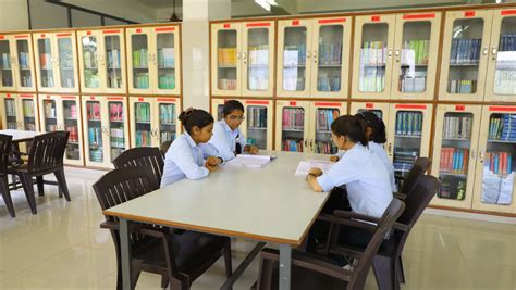 Shree Dhanvantary Pharmacy College, Kim, Surat | Home