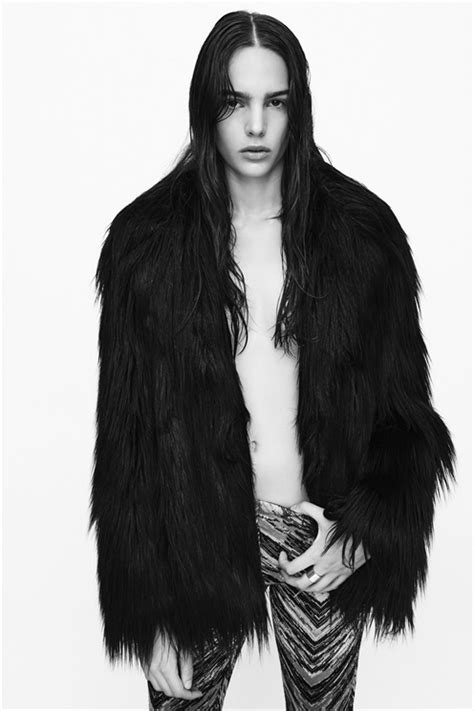 Future Top Models 的图像结果