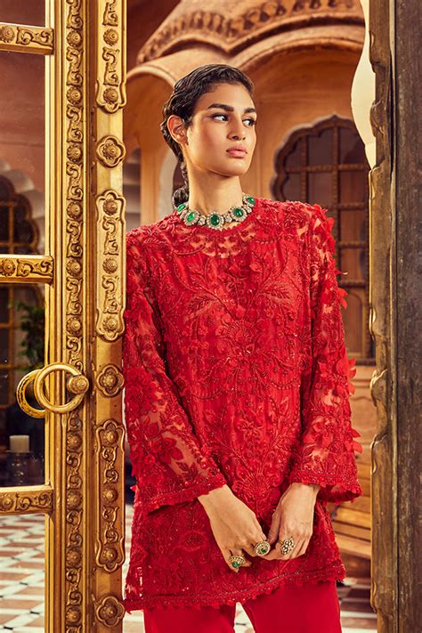 RETRO LOVE RED SCARLET 3D EMBELLISHED KURTA SET – Ridhima Bhasin
