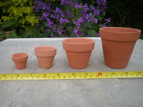 Plant Pots - 2.5cm to 11cm diameter - Terracotta World