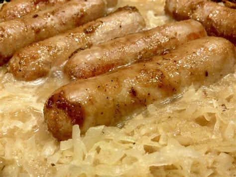 beer brats and sauerkraut recipe