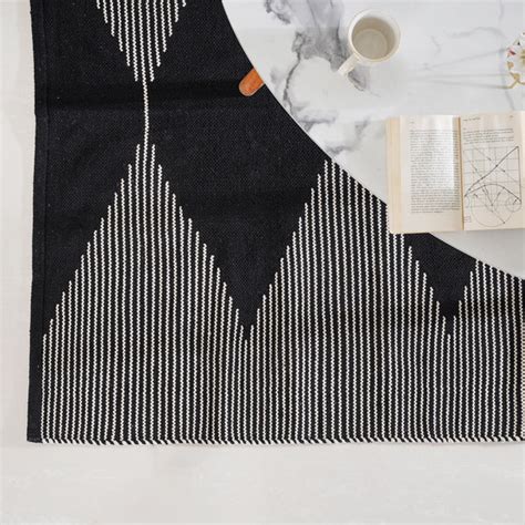 Black Diamond Rug for Living Room Online - Premium Rug | Nestasia