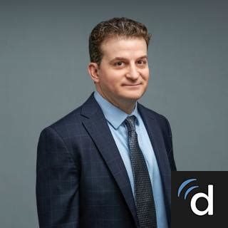 Dr. Eric M. Manoff, MD | Patchogue, NY | Orthopedist | US News Doctors
