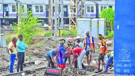 CAG lambasts Indian Railways for delay in CSMT-Kurla additional lines