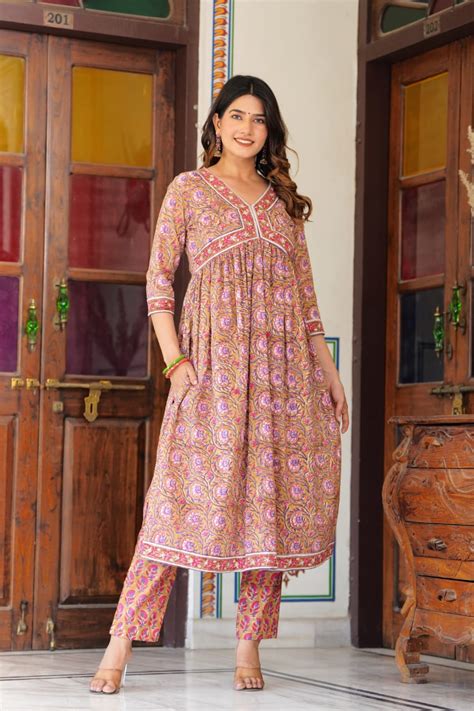 Pastel Cotton suits floral printed – Ranga Chakra