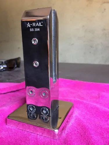 SS Spigot - Glass Spigot Railing Fittings Manufacturer from Rajkot