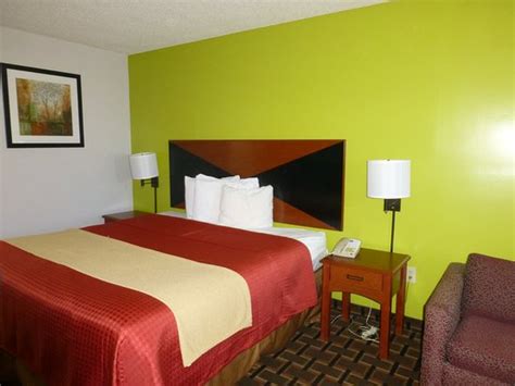 COACH INN (Summerville) - Motel Reviews, Photos, Rate Comparison ...