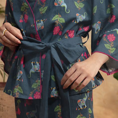 Masaba For Nykd Mull 3 Pc Pajama Set-NYS093-Trumpt Bloom – Nykd by Nykaa