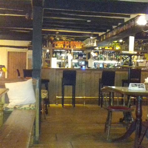 The Farriers Arms Bar (Mersham) - 2022 What to Know Before You Go (with ...