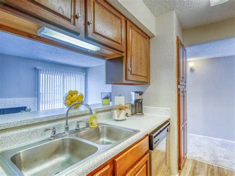 Photo Gallery of Midland, TX Apartments for Rent | Mayfield