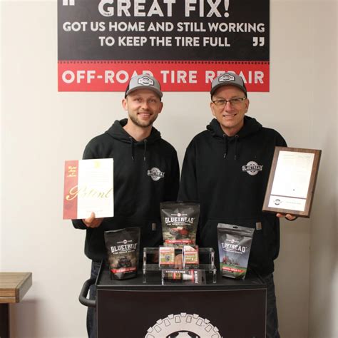 GlueTread - The First Sidewall Tire Patch - Snail Trail 4x4