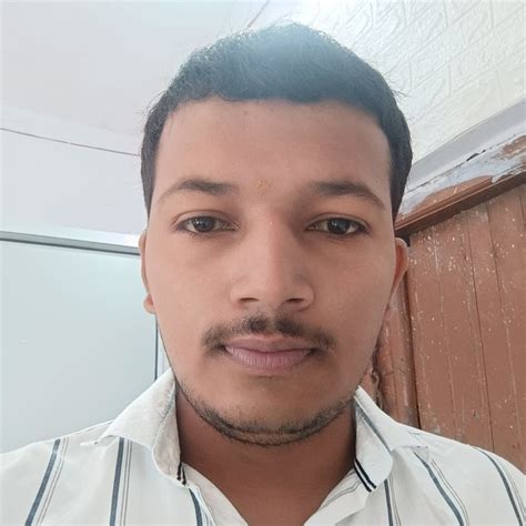 Lokesh - Basic computer teacher in Bijnor - ₹350/h