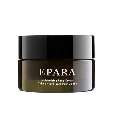 20 Dermatologist-Recommended Moisturizers for Glowy Skin | Who What Wear