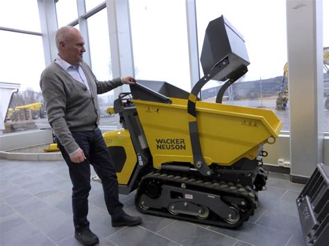 Construction equipment manufacturer Wacker Neuson targets revenue of ...