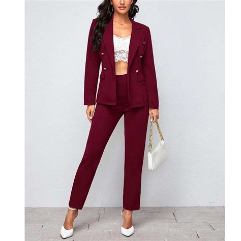 Suit Woman 的图像结果