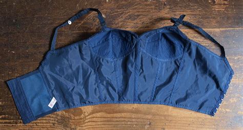 レア 昔のブラジャー コルセット バレット・ブラ Bullet Bra 1950年 未使用 ヨーロッパ 古着 時代衣装 ヴィンテージ/J231 ...