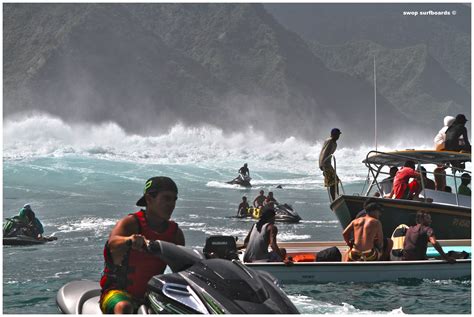 Teahupoo Code Red 的图像结果