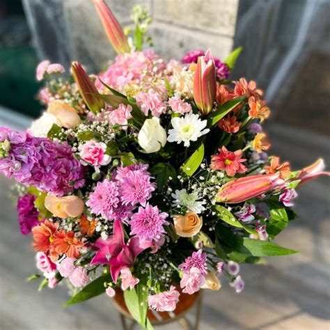 Spring in a Vase – Simply Phoolish