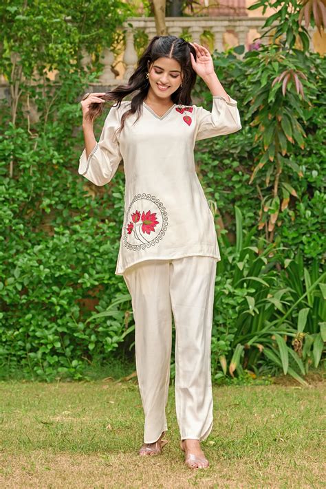 Ivory Embroidered Co-ord Set in Roman Silk – Kaftanize