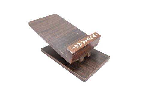 SARAS Aajeevika, Handcrafted | Wooden Mobile Stand | SHG Product ...