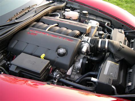 Chevy LS2 Engine 的图像结果