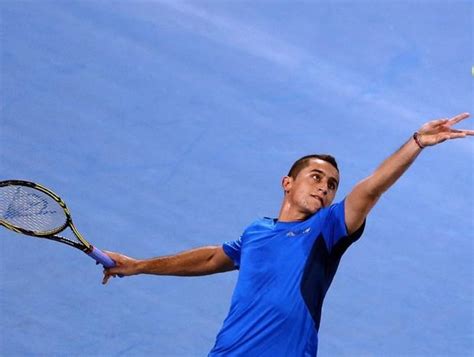 Djokovic y Almagro disputarán la final de Abu Dabi