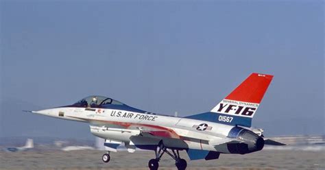 F-16 First Flight 的图像结果