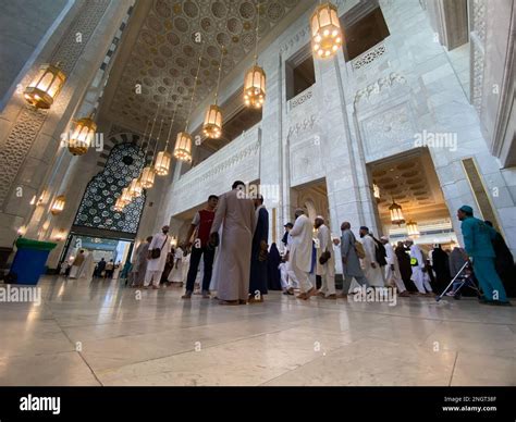 Jeddah, Saudi Arabia 26 January, 2023: Muslim pilgrims prayers at ...