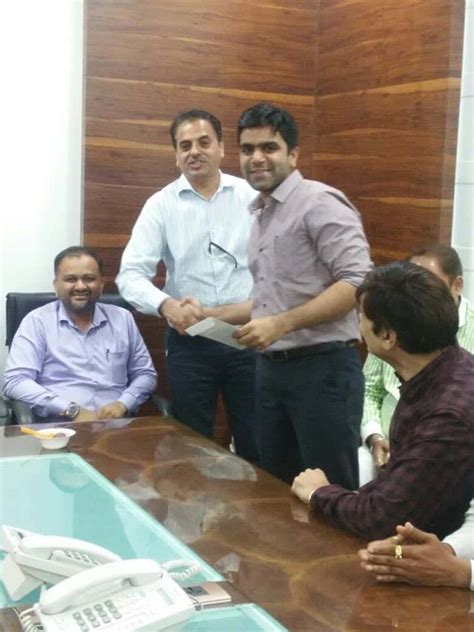 Careers - Royal Realtors Group