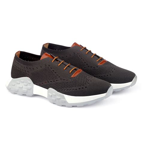 Sports and Sneakers – BxxyShoes